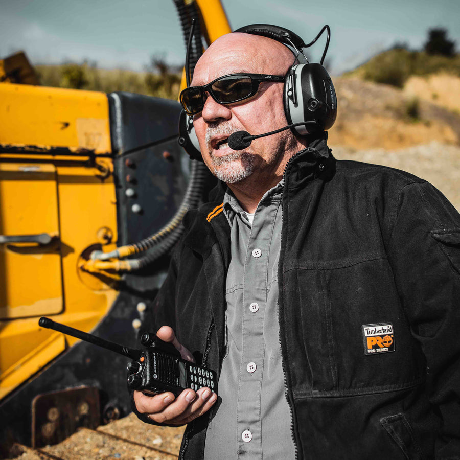 EARMUFF Gehörschutz im Arbeitseinsatz